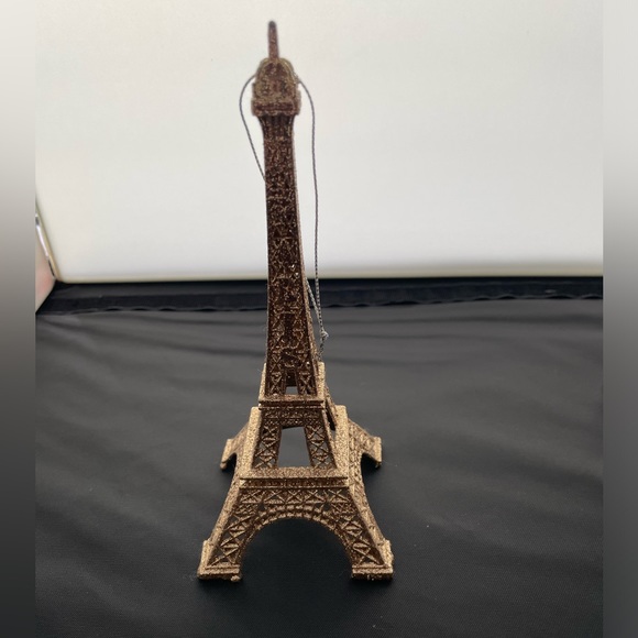 Eiffel Tower Decor - Picture 2 of 4